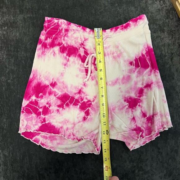 Year of Ours pink tie dye lounge and sleep shorts with tie size medium - Picture 3 of 6